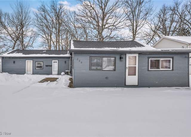 Property at 244 Parkway Dr, Eastlake, OH 44095, 3 beds, 2 baths