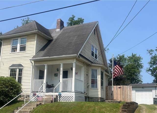Property at 1215 Lake Dr, Zanesville, OH 43701, 2 beds, 1.5 baths