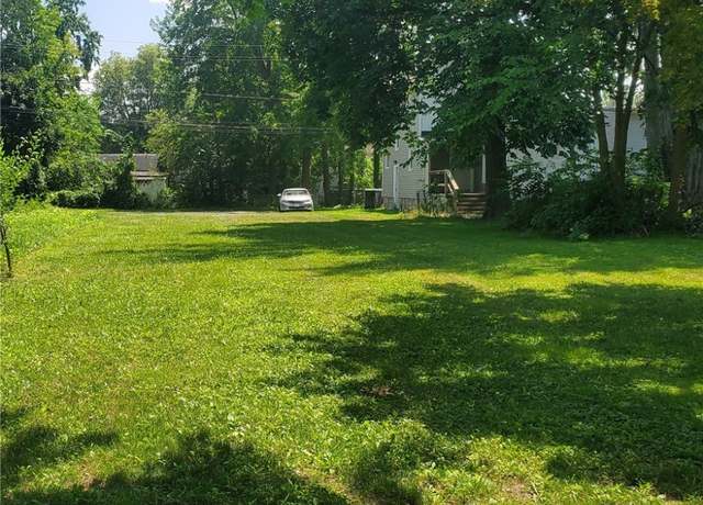 Property at 352 8th St, Lorain, OH 44035