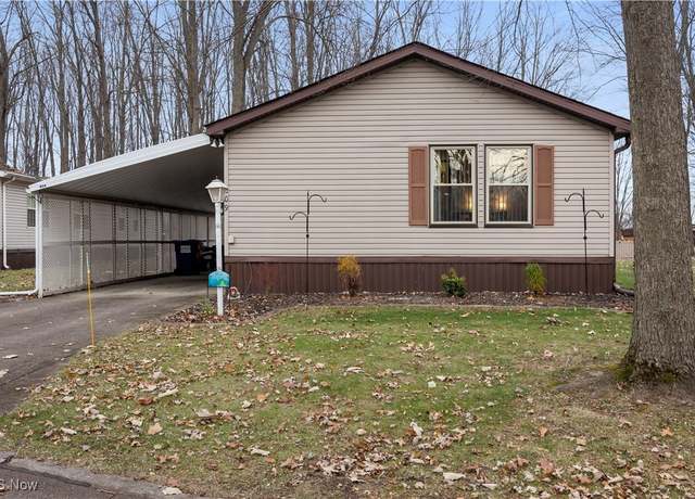 Property at 209 Twin Lake Dr, Elyria, OH 44035, 3 beds, 2 baths
