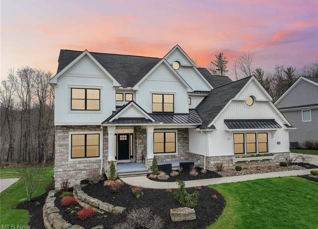 Property at 3714 Braemar Dr, Broadview Heights, OH 44147, 5 beds, 4.5 baths