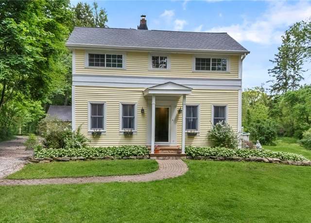 Property at 12703 Chippewa Rd, Brecksville, OH 44141, 3 beds, 2.5 baths