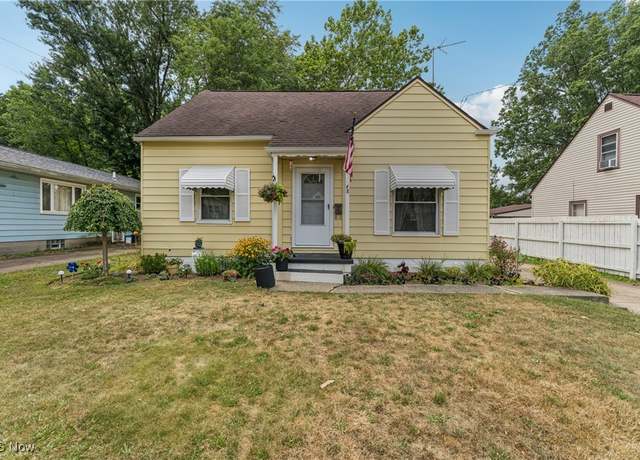 Property at 48 Berwyck Dr, Akron, OH 44312, 3 beds, 1 bath