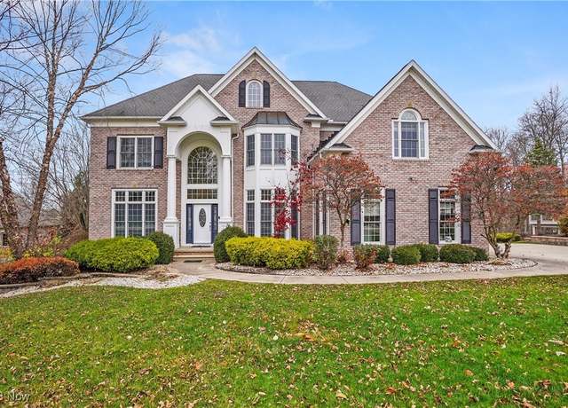 Property at 4025 Meadowvale Ct, Bath, OH 44333, 6 beds, 6.5 baths