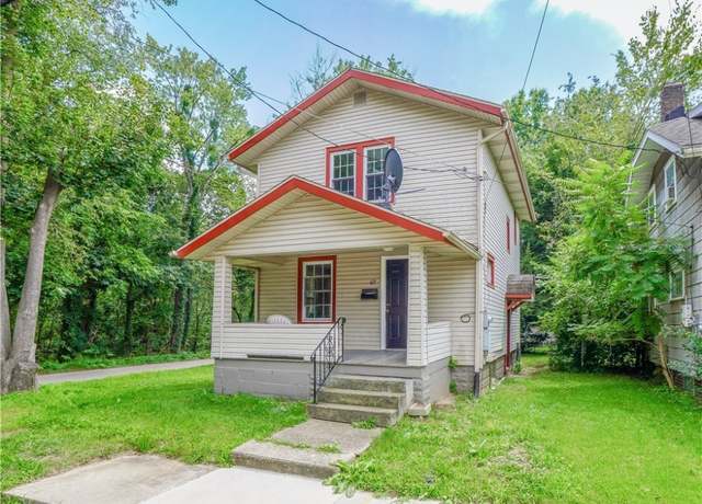 Property at 67 Chester Ave SE, Massillon, OH 44646, 2 beds, 1 bath