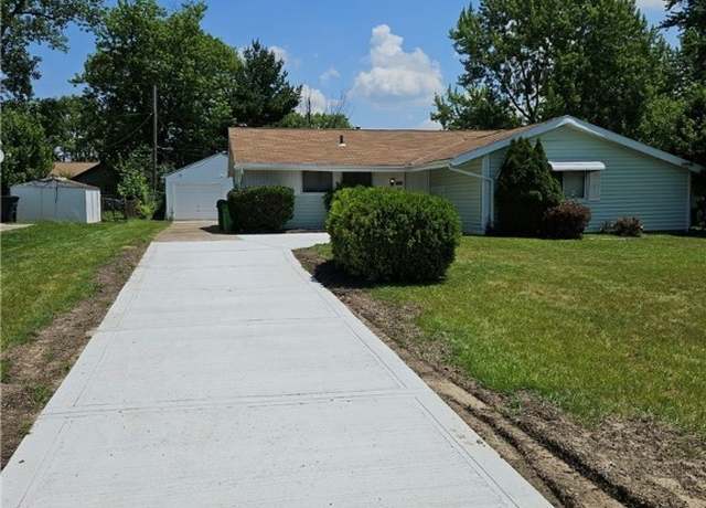 Property at 5897 Kimberly Dr, Bedford Heights, OH 44146, 4 beds, 2 baths