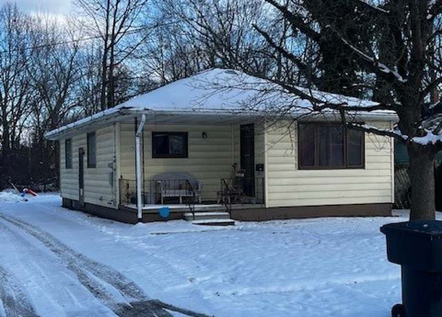 Property at 1524 Vernon Ave NW, Warren, OH 44483, 2 beds, 1.5 baths