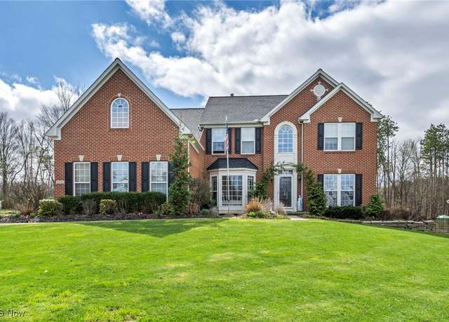 Property at 10841 Silver Tree Trl, North Royalton, OH 44133, 4 beds, 3.5 baths
