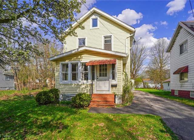 Property at 835 Inman St, Akron, OH 44306, 3 beds, 1 bath