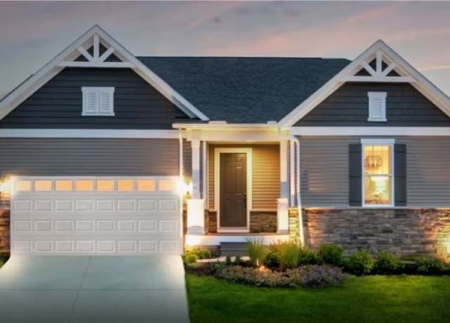 Property at 3991 Crestview Dr, Green, OH 44685, 3 beds, 2 baths