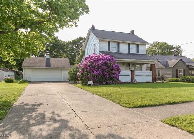 Property at 185 Westminster Ave, Austintown, OH 44515, 3 beds, 1.5 baths
