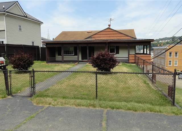 Property at 265 Indiana Ave, Chester, WV 26034, 2 beds, 1 bath