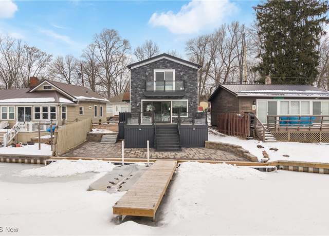 Property at 4927 Coleman Dr, New Franklin, OH 44319, 3 beds, 2 baths