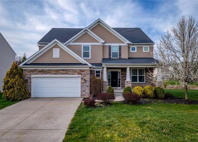 Property at 256 E Legend Ct, Highland Heights, OH 44143, 5 beds, 3.5 baths
