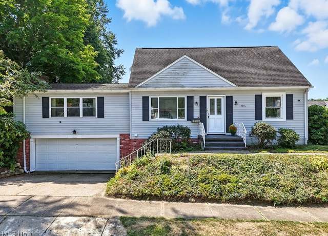 Property at 2216 Eastlawn Ave, Akron, OH 44305, 3 beds, 1.5 baths