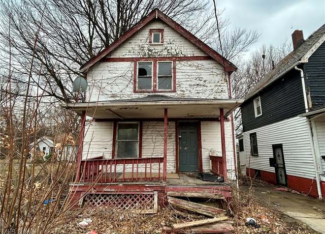 Property at 1278 E 152nd St, Cleveland, OH 44112, 3 beds, 2 baths