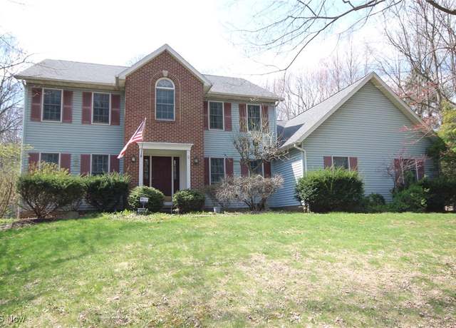 Property at 2660 S Medina Line Rd, Wadsworth, OH 44281, 5 beds, 4 baths