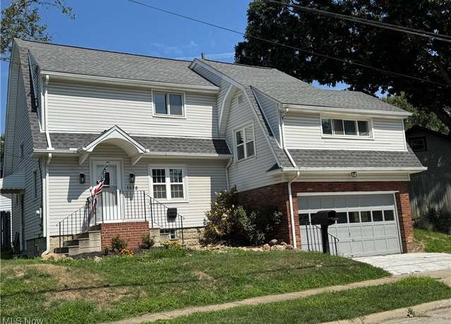 Property at 1338 Meriline St, Cuyahoga Falls, OH 44221, 3 beds, 2 baths