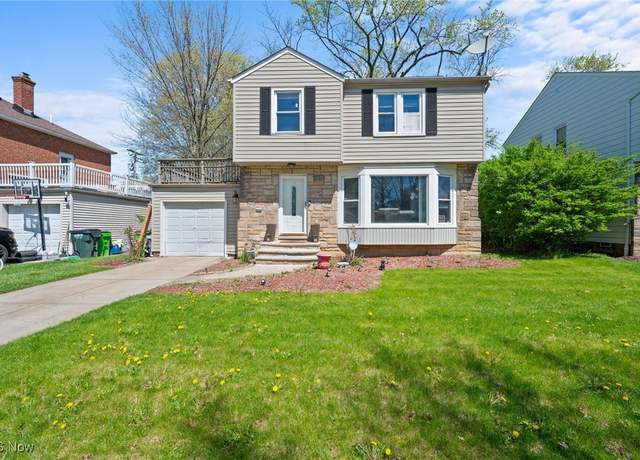 Property at 3767 Warrendale Rd, South Euclid, OH 44118, 3 beds, 1.5 baths