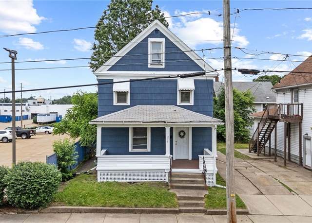 Property at 275 Fountain St, Akron, OH 44306, 5 beds, 2 baths