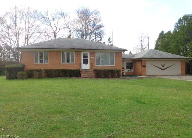 Property at 13142 Harper Rd, Strongsville, OH 44149, 3 beds, 1.5 baths