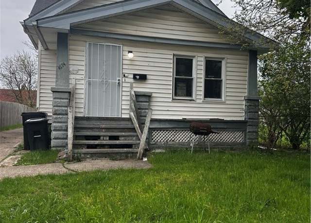 Property at 3674 E 103rd St, Cleveland, OH 44105, 2 beds, 1 bath