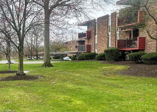 Property at 2540 N River Rd NE Unit C12, Warren, OH 44483, 2 beds, 1 bath