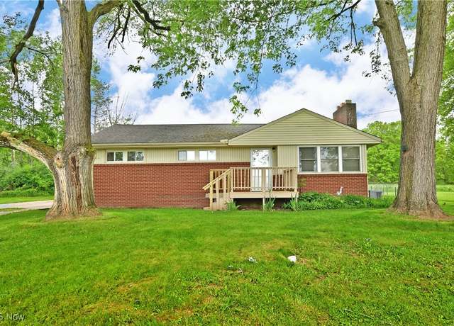 Property at 2997 Youngstown Kingsville Rd, Cortland, OH 44410, 3 beds, 1.5 baths