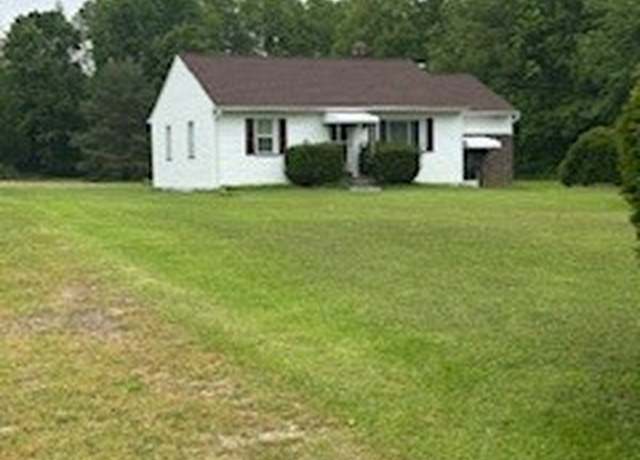 Property at 5806 Risher Rd, Leavittsburg, OH 44430, 3 beds, 1 bath