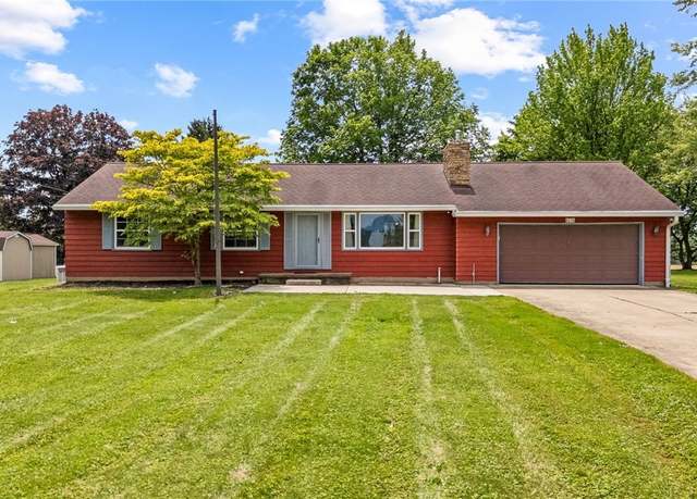 Property at 6276 15th St NE, East Canton, OH 44730, 3 beds, 1.5 baths