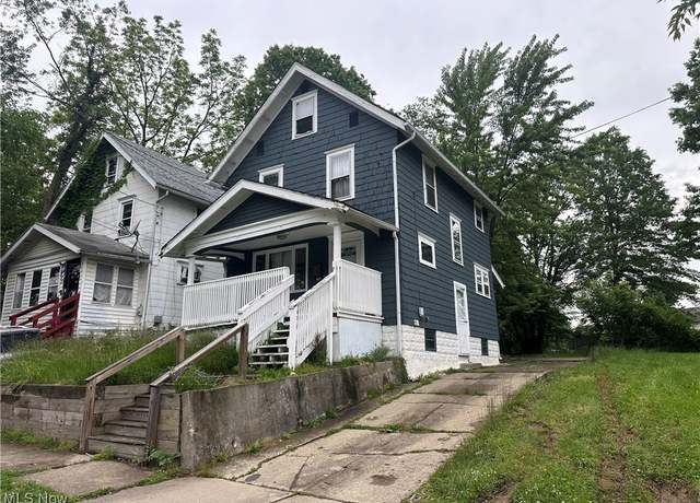 Property at 987 Boone St, Akron, OH 44306, 3 beds, 1 bath