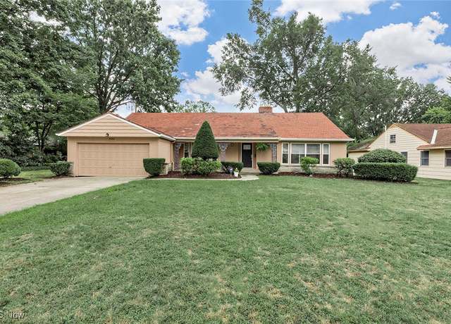 Property at 3142 Eastwick Dr, Cleveland Heights, OH 44118, 5 beds, 3.5 baths