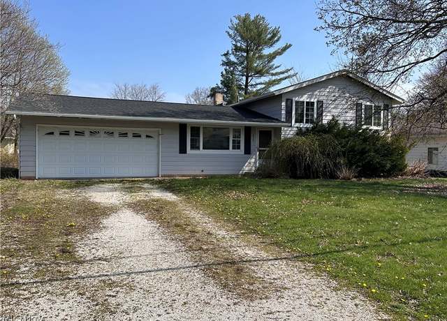 Property at 2829 Shellhart Rd, Norton, OH 44203, 4 beds, 1.5 baths