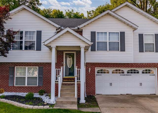 Property at 1279 Derbydale Rd, Akron, OH 44306, 3 beds, 3 baths