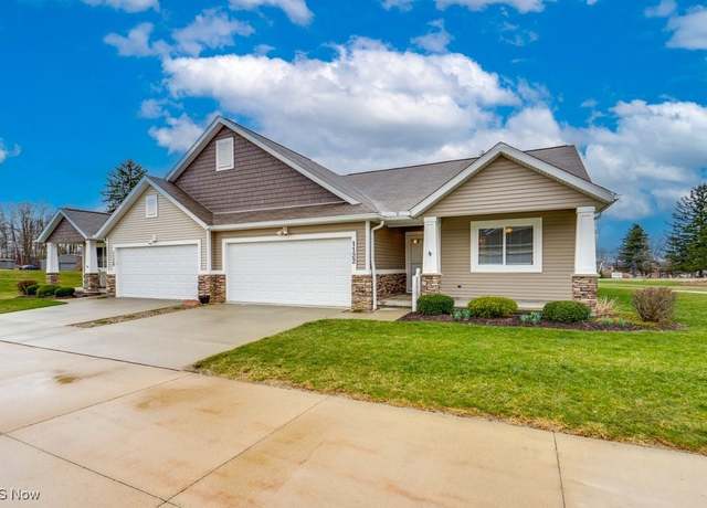 Property at 1122 Essex Ct, Akron, OH 44312, 2 beds, 2 baths