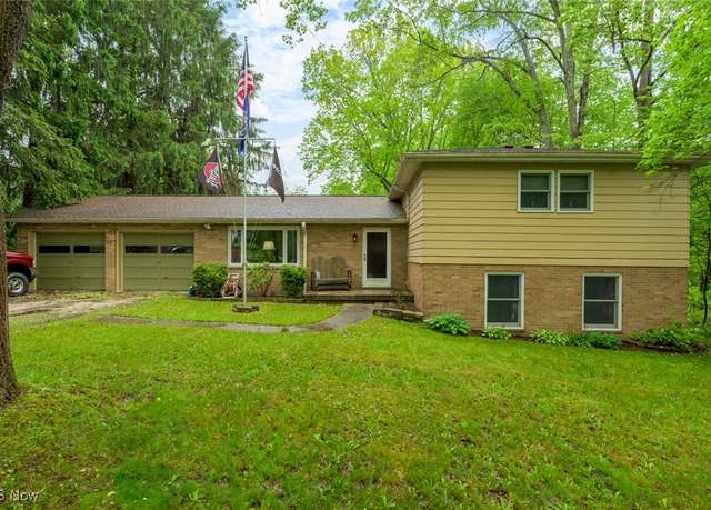 Property at 3393 Summit Rd, Ravenna, OH 44266, 3 beds, 2 baths