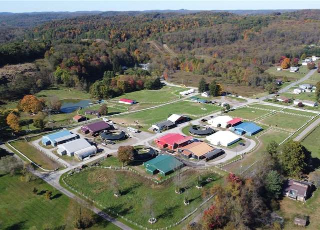 Property at 96 Trotter Dr, New Cumberland, WV 26047, 3 beds, 2 baths