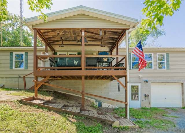 Property at 2176 Pageant Rd SE, Carrollton, OH 44615, 3 beds, 2 baths