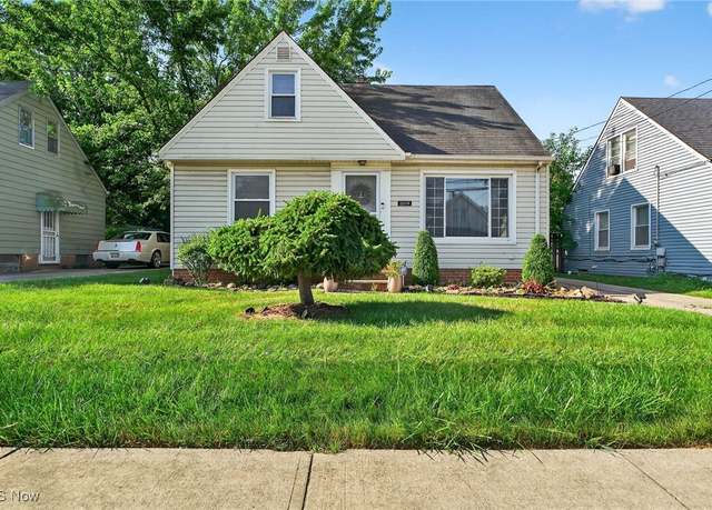 Property at 12816 Mccracken Rd, Garfield Heights, OH 44125, 3 beds, 1 bath