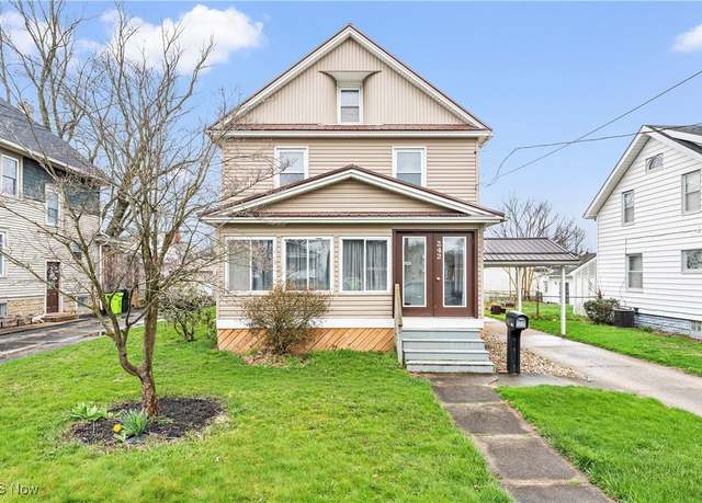 Property at 242 Arlington Blvd, Newton Falls, OH 44444, 3 beds, 2 baths