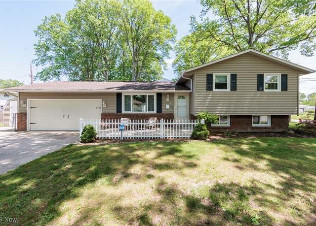 Property at 5117 Gargasz Dr, Lorain, OH 44053, 3 beds, 2 baths