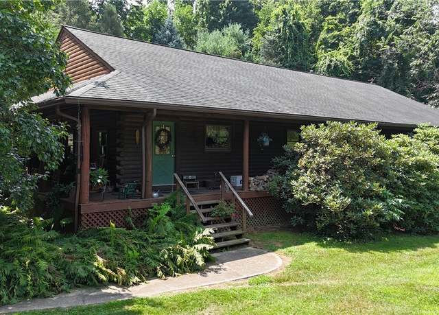 Property at 49215 Whittlesey Rd, Amherst, OH 44001, 3 beds, 2.5 baths