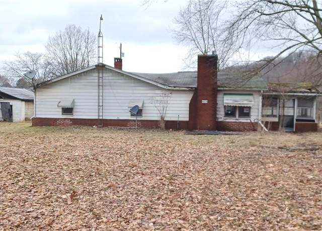 Property at 46578 Hatcher Rd, New Waterford, OH 44445, 3 beds, 1.5 baths