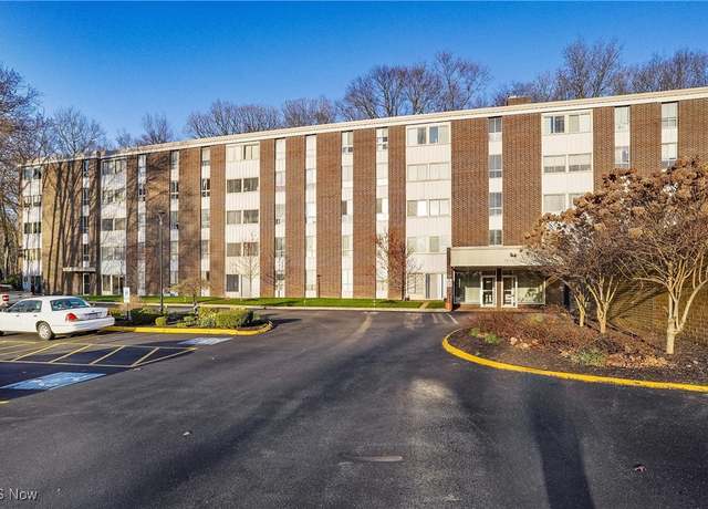 Property at 3070 Kent Rd #508, Stow, OH 44224, 2 beds, 1 bath