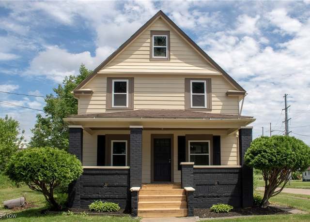 Property at 2951 Toledo Ave, Lorain, OH 44055, 5 beds, 1.5 baths