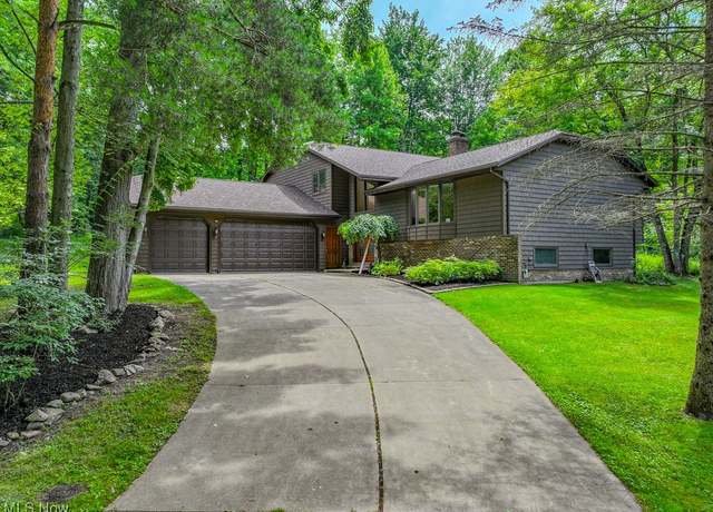 Property at 1160 Riverside Dr, Painesville, OH 44077, 3 beds, 3 baths