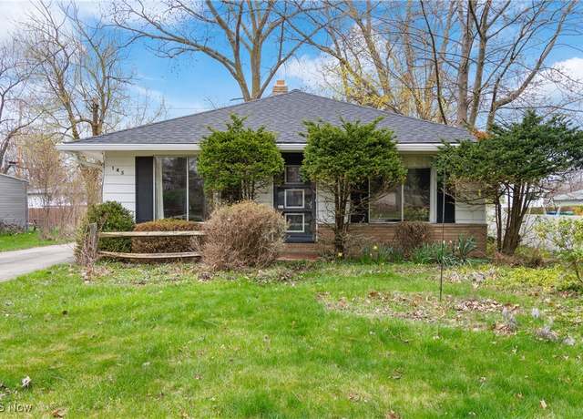 Property at 145 Pinehurst Blvd, Eastlake, OH 44095, 3 beds, 1.5 baths