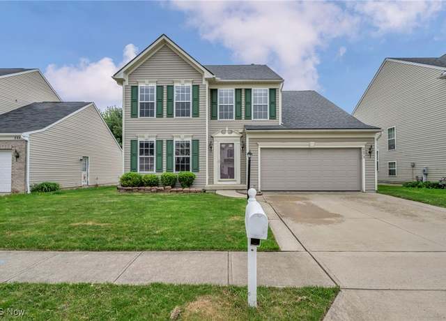 Property at 8673 Westfield Park Dr, Olmsted Twp, OH 44138, 4 beds, 2.5 baths