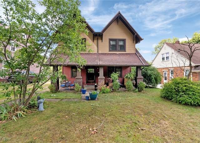 Property at 481 Letchworth Dr, Akron, OH 44303, 3 beds, 1.5 baths