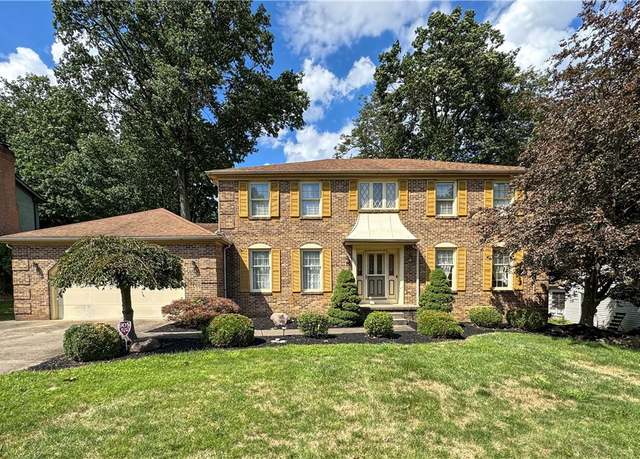 Property at 1531 Barbie Dr, Youngstown, OH 44512, 4 beds, 3 baths